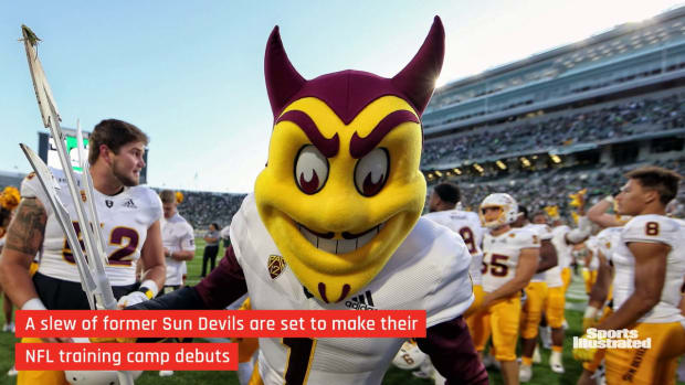 ASU_players_ready_themselves_for_first_n-5f1f56f17e8c350ae07dd8a4_Jul_27_2020_22_46_00